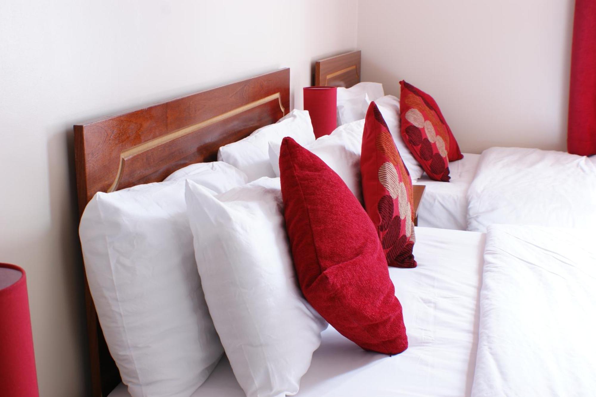 Edgerton Hotel Huddersfield Esterno foto