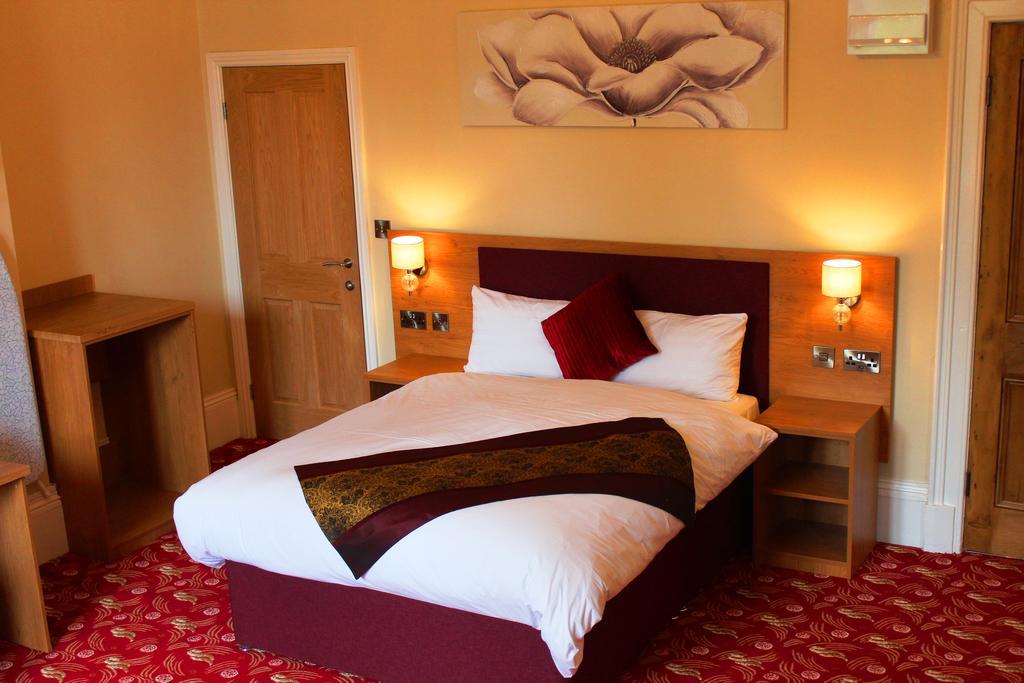 Edgerton Hotel Huddersfield Esterno foto