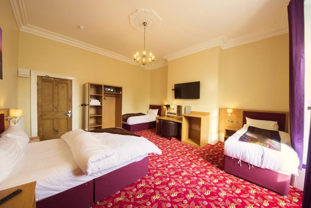Edgerton Hotel Huddersfield Esterno foto
