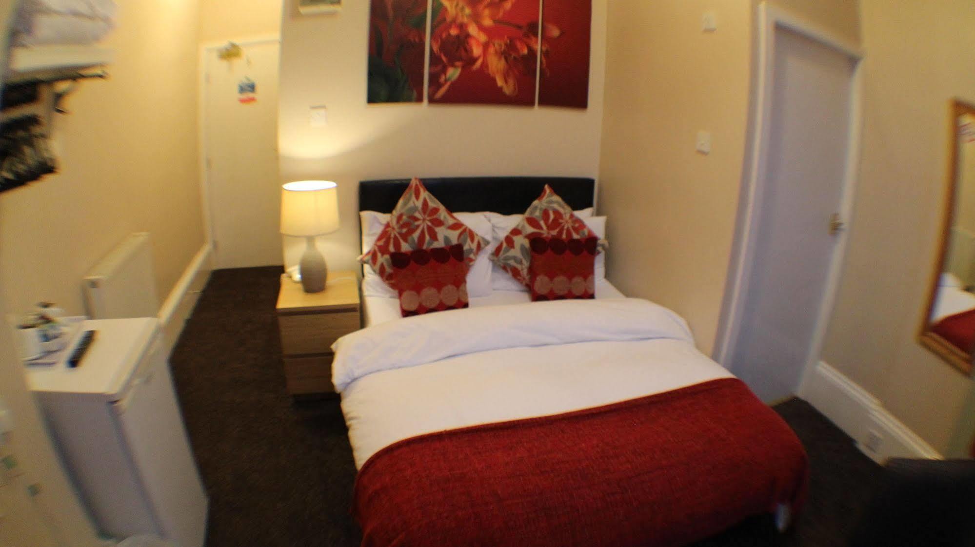 Edgerton Hotel Huddersfield Esterno foto