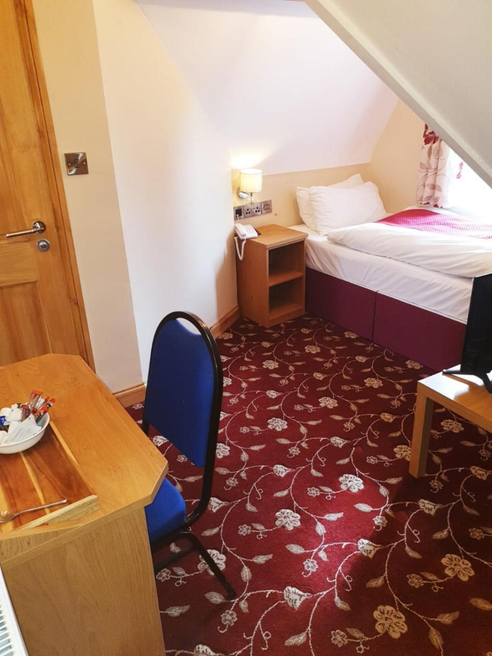 Edgerton Hotel Huddersfield Esterno foto